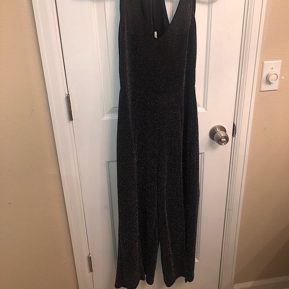 Jumpsuit - Picture 6 of 13